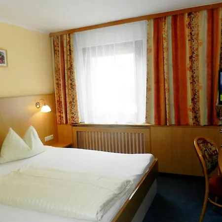 Pensión Erlys Cityhotel