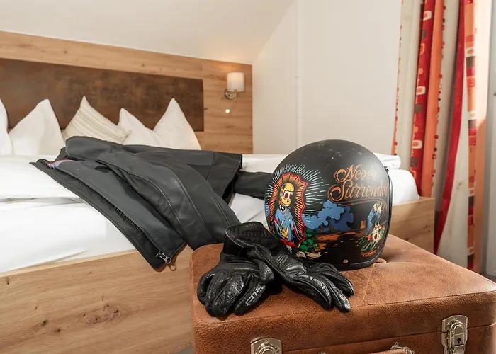 Erlys Cityhotel Gæstehus 3*